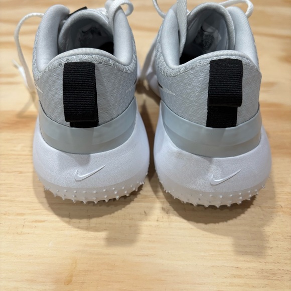 Nike Roshe G Golf Shoes Boys 4Y gently worn - Picture 2 of 6